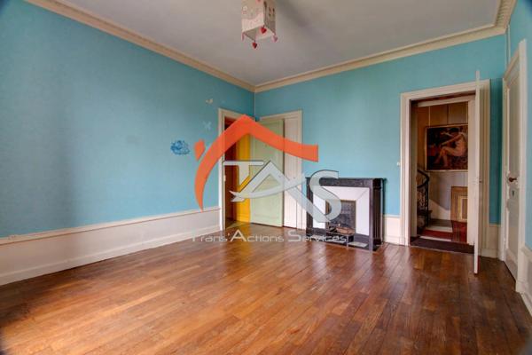 Vente Propriété 10 pièces 373 m2 à Lorette