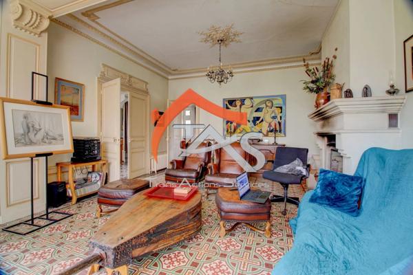 Vente Propriété 10 pièces 373 m2 à Lorette