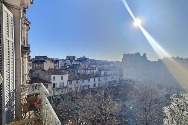 Appartement 6 pièces à louer à Marseille - La Plaine, 4ème étage, dernier étage, exposition sud
