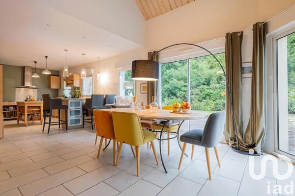 Maison à vendre 7 pièces 190 m² Guécélard