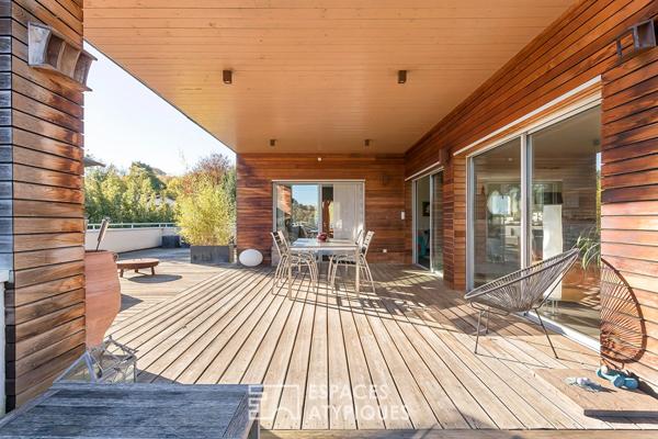 Maison contemporaine composée de trois appartements