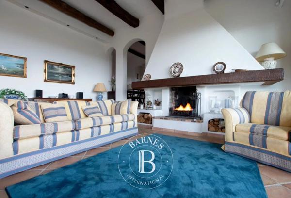 Mandelieu-la-Napoule, Villa 5 Chambres -  218 m² à vendre