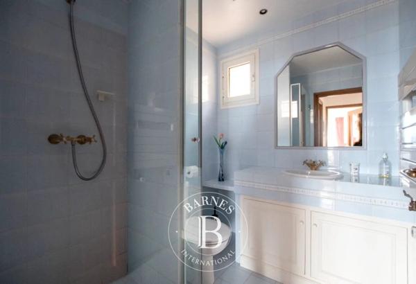 Mandelieu-la-Napoule, Villa 5 Chambres -  218 m² à vendre
