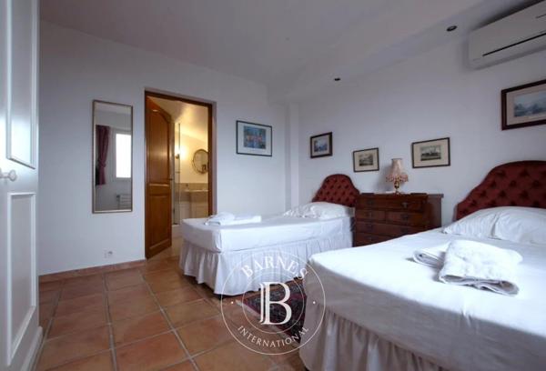 Mandelieu-la-Napoule, Villa 5 Chambres -  218 m² à vendre