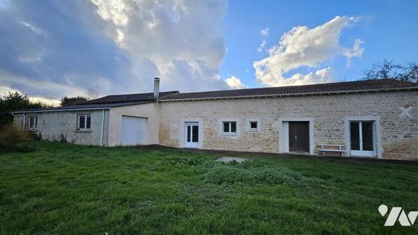 A vendre à VALENCE-EN-POITOU (86700), Maison d'habitation de 96m² au sein d'un terrain de 2793m²