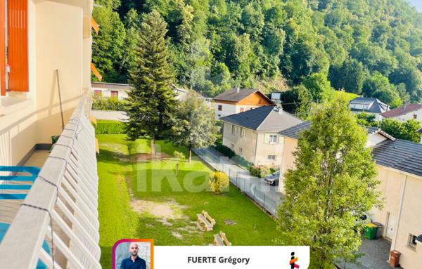 Appartement T3 de 70 m2 avec balcon, vue dégagée et parc privatif