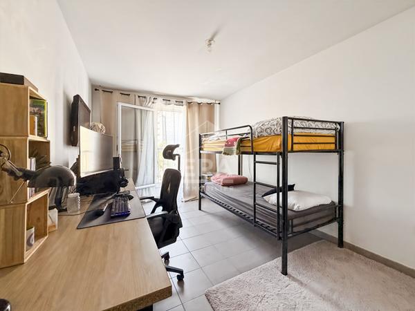 À vendre  Appartement 4 pièces de 79 m² + terrasse de 19 m² + parking Résidence Cap Futura, Marseille 10e