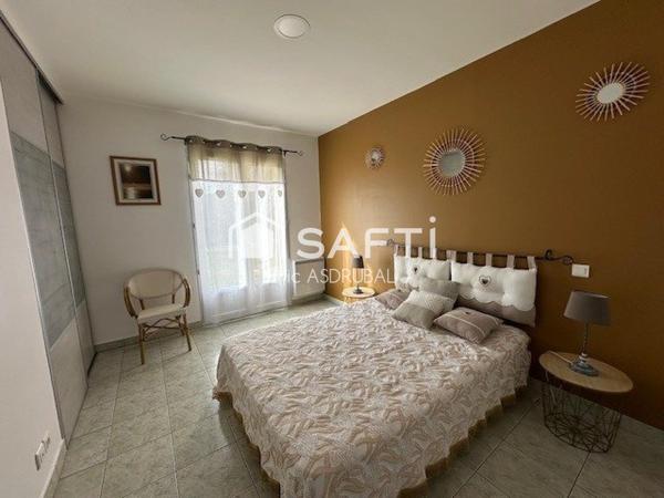 Maison avec gîte et Piscine -24200 Sarlat la Canéda