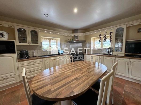 Maison avec gîte et Piscine -24200 Sarlat la Canéda