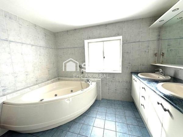 Maison avec gîte et Piscine -24200 Sarlat la Canéda