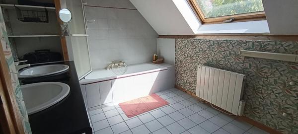 Maison  6 pièces 111 m2