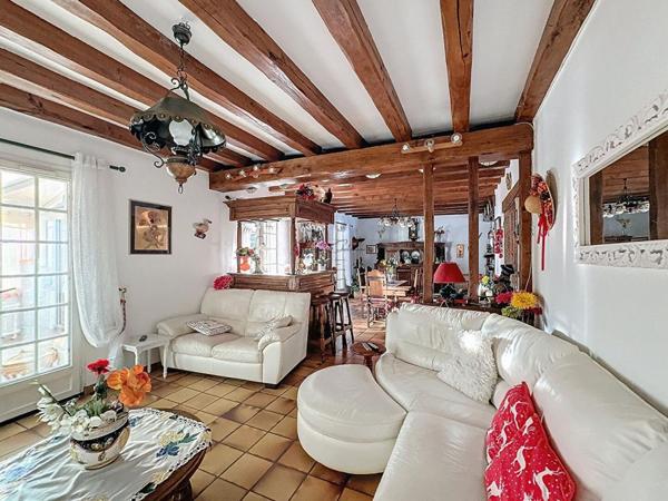 Coup de coeur assuré : volumes, cachet et appartement indépendant à Marcoussis