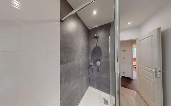 Maison à vendre    6 pièces •  Guénange