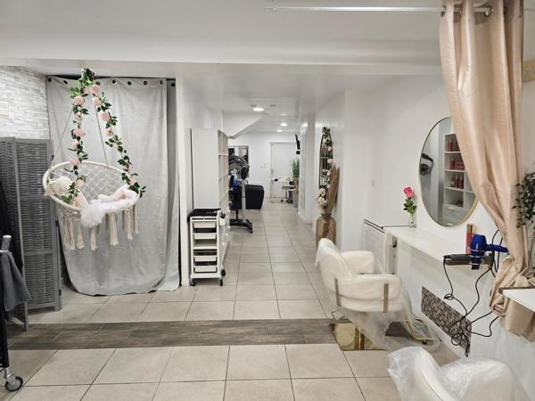 Salon de Coiffure à Tourcoing – 127 m², Emplacement Premium