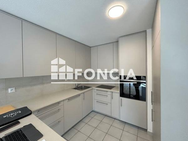 Location Appartement 2 pièces 63.2 m² - CHEMIN DU PUITS MATHIEU Thoiry 01710