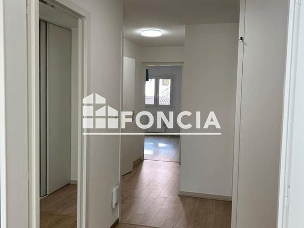 Location Appartement 2 pièces 63.2 m² - CHEMIN DU PUITS MATHIEU Thoiry 01710