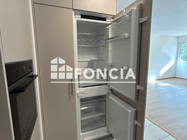 Location Appartement 2 pièces 63.2 m² - CHEMIN DU PUITS MATHIEU Thoiry 01710