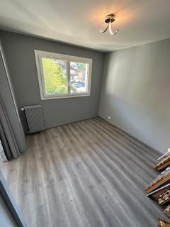 Charmant appartement de deux pièces principales