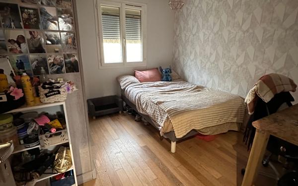 Maison à vendre    5 pièces • 80 m2 Brières-les-Scellés