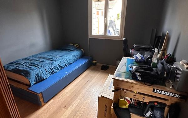 Maison à vendre    5 pièces • 80 m2 Brières-les-Scellés