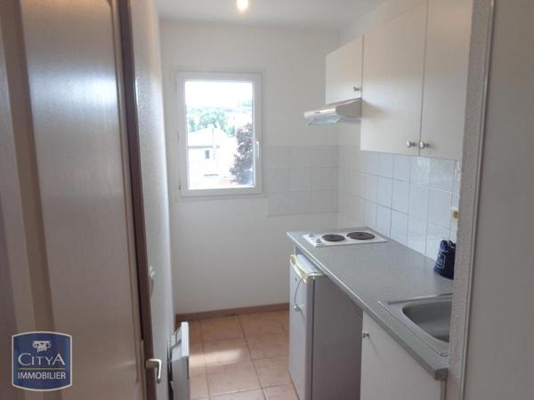 Appartement à louer 2 pièces 45.96m² Carcassonne (11000)