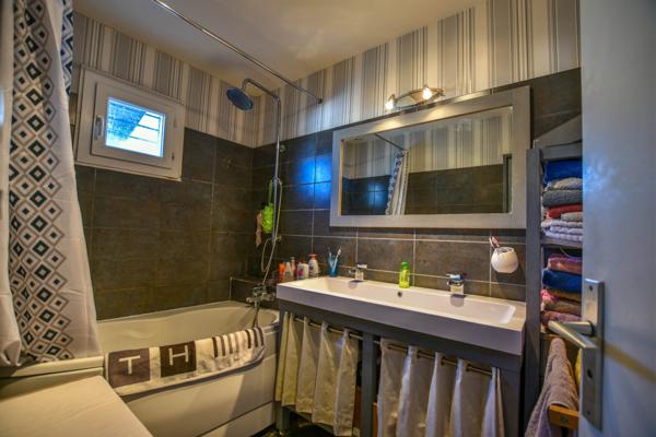 Maison 3 chambres sur terrain de 435 m²