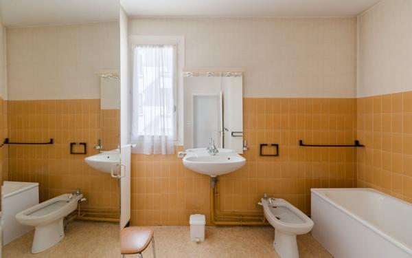 Appartement à vendre    6 pièces •  Lyon 6