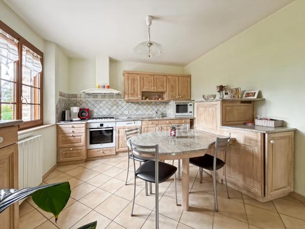 Maison de campagne 154 m² sur 3161m² terrain proche de VILLEDIEU LES POELES