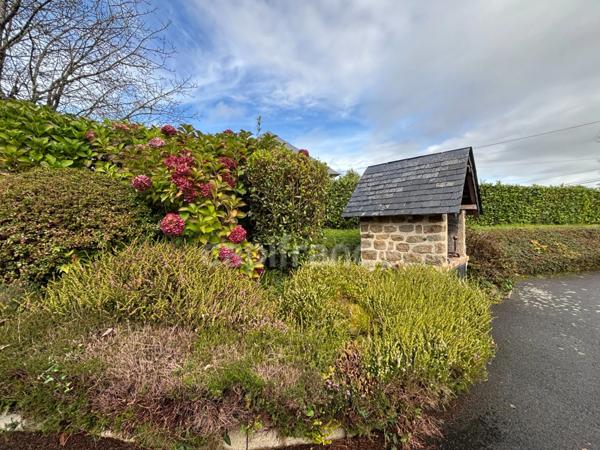 Maison de campagne 154 m² sur 3161m² terrain proche de VILLEDIEU LES POELES