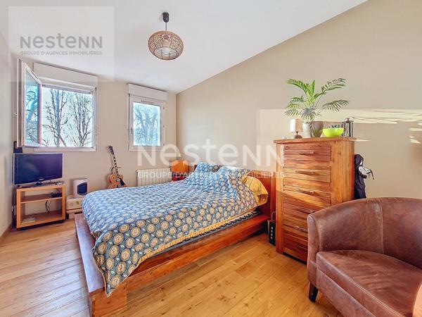 ORLEANS JARDIN DES PLANTES - DERNIER ETAGE AVEC 2 BALCONS - DPE C - ASCENSEUR - 4 CHAMBRES - 2 PARKINGS