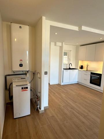 Beau T2 rénové avec balcon et parking