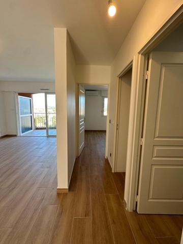 Beau T2 rénové avec balcon et parking