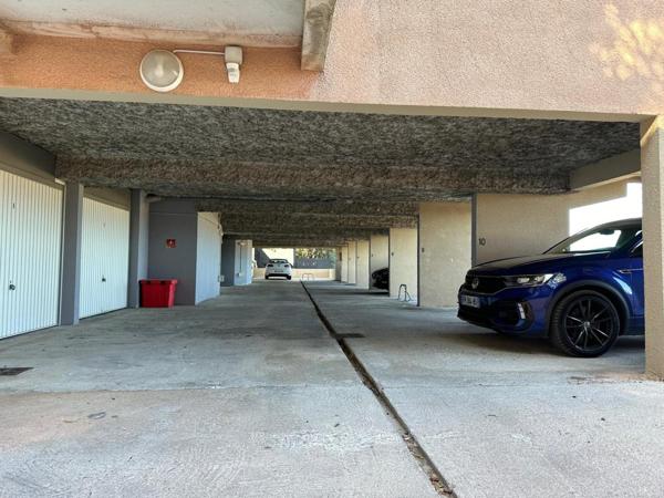 Beau T2 rénové avec balcon et parking