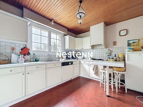 Maison - 7 pièces - 147 m² - COEUR DE KERFEUNTEUN