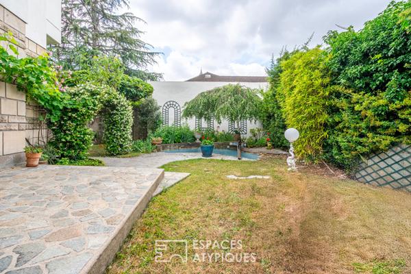 Maison d’architecte avec jardin paysagé