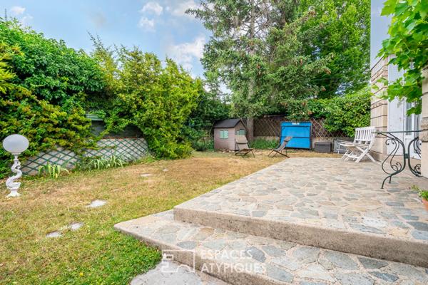 Maison d’architecte avec jardin paysagé