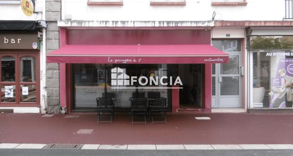 Location Local commercial 1 pièce 43 m² - Lorient 56100