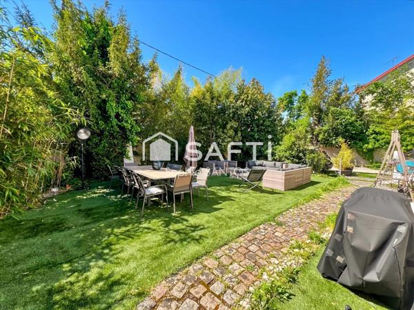 Propriété chargée d'histoire - 260 m2 - 10 pièces