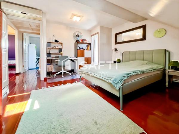 Propriété chargée d'histoire - 260 m2 - 10 pièces