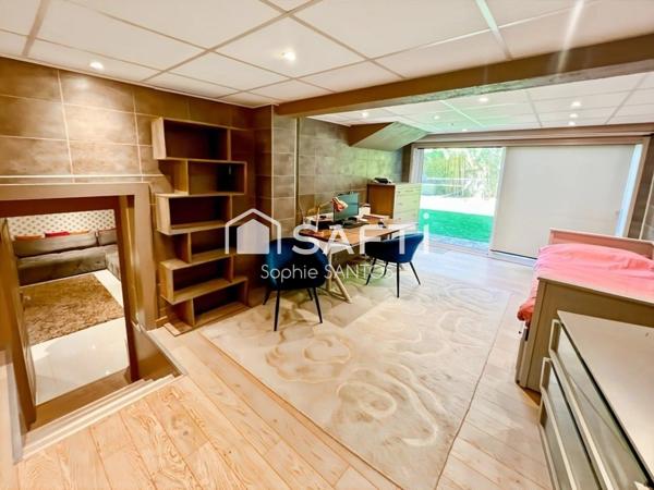 Propriété chargée d'histoire - 260 m2 - 10 pièces