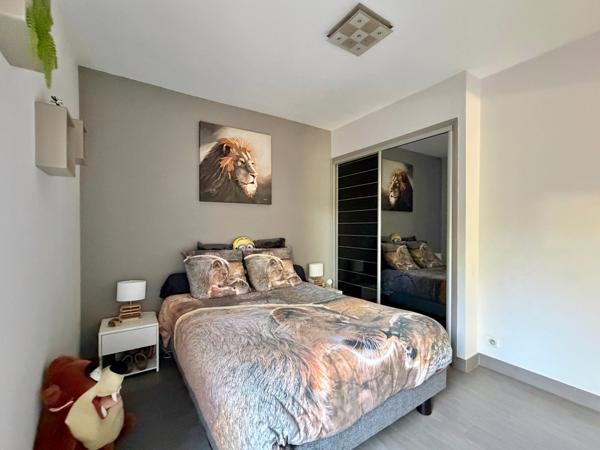 Fréjus (83600) Superbe T2 avec grand rez-de-jardin (135m2) – Centre de Fréjus, Résidence Les Galaxies