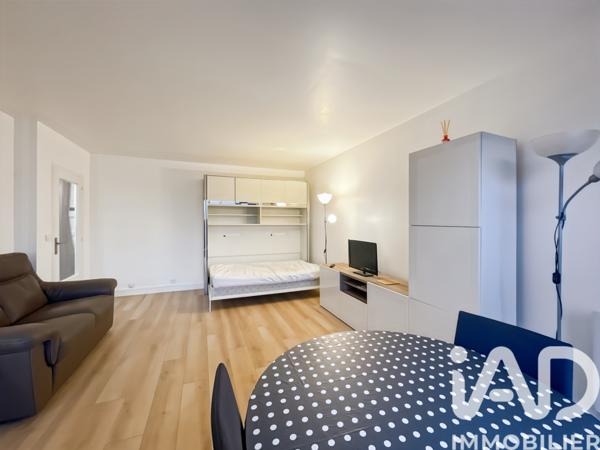 Location studio 34 m² Les Pavillons-sous-Bois