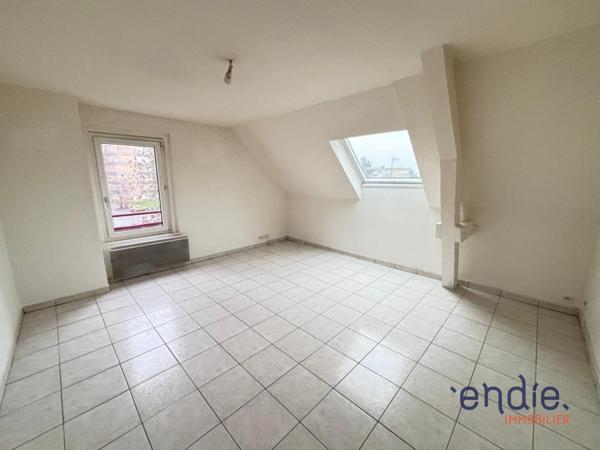 Appartement F3 de charme – Dernier étage, calme et nature aux portes de Belfort