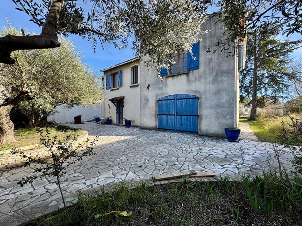 Maison Nimes 6 pièce(s) 164.40 m2