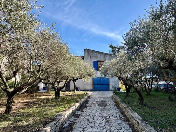 Maison Nimes 6 pièce(s) 164.40 m2