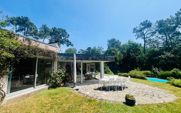 Maison à vendre    6 pièces •  Vannes