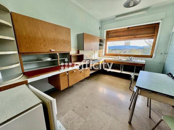 Appartement 10 pièces - 330 m² Exclusivité efficity