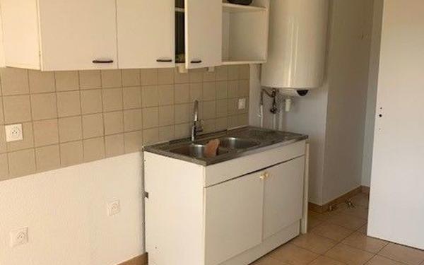 Appartement à louer    2 pièces • 46,44 m2 Carros