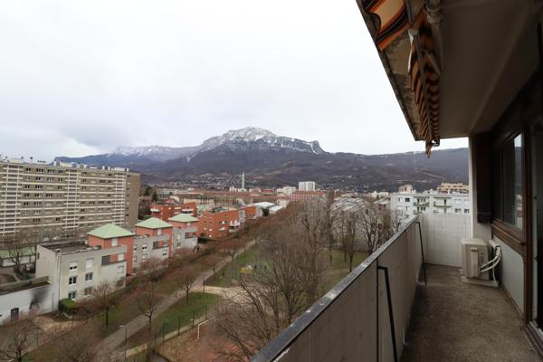 Grenoble (38100) Grenoble Cours de la Libération T4 parfait état avec balcon vue montagnes