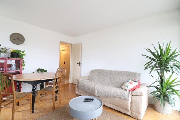 Grenoble (38100) Grenoble Cours de la Libération T4 parfait état avec balcon vue montagnes